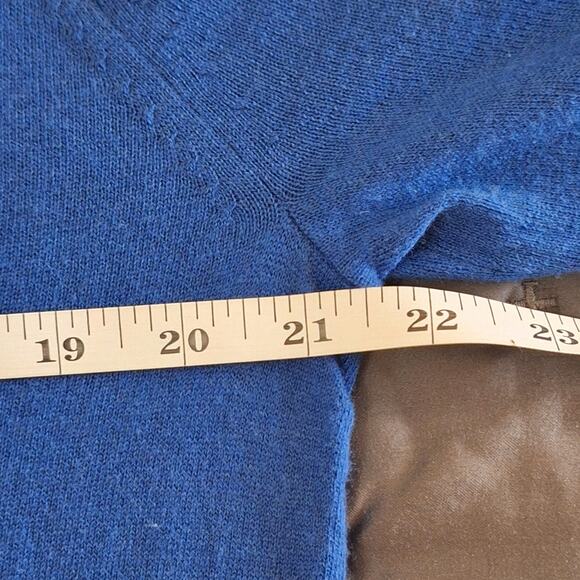 J. Jill Sweater Women's Medium V-Neck Lightweight Cotton Blend Classic Preppy - Picture 4 of 7